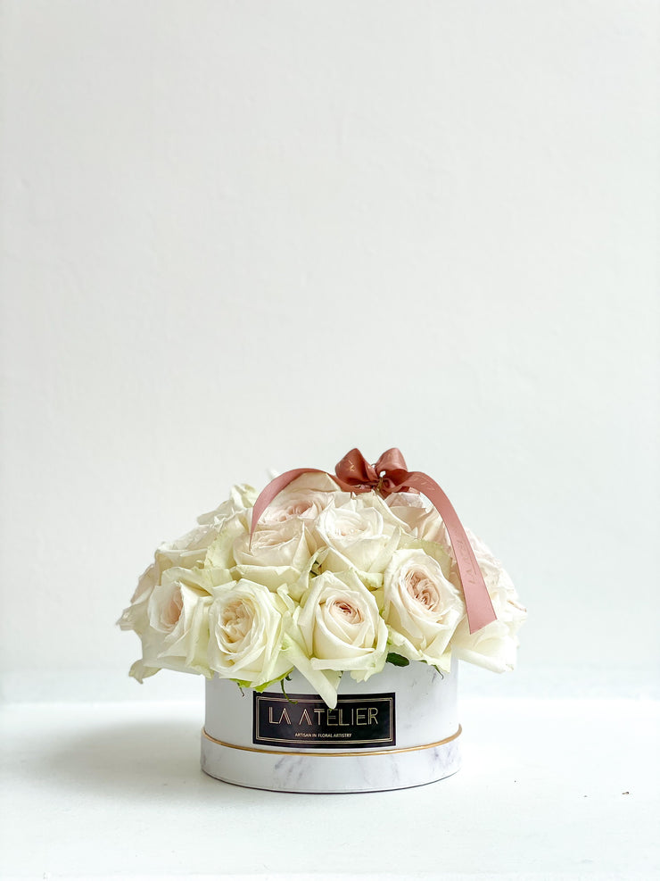 Timeless Mono Ohara Roses in White Marble Bloombox - LA ATELIER SINGAPORE
