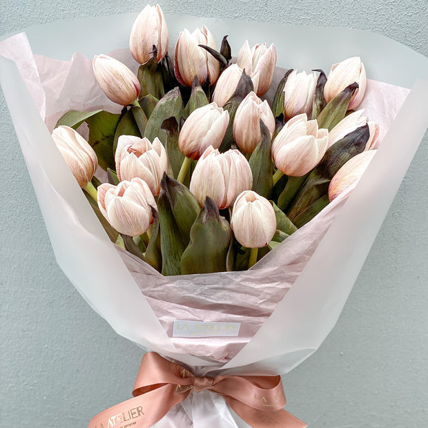 LA ATELIER SINGAPORE PTE LTD | Timeless Minimalist Tulips Hand-tied