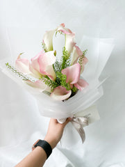 LA ATELIER SINGAPORE PTE LTD | Timeless Minimalist Calla Lilies